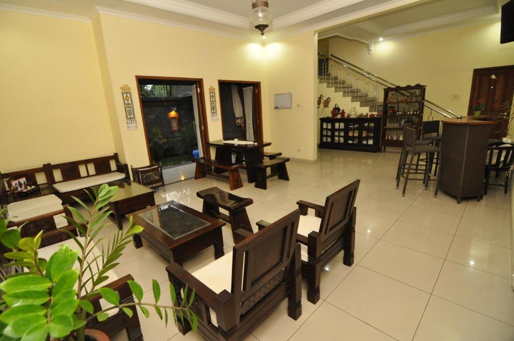 Omah Semar Homestay Yogyakarta Exterior foto